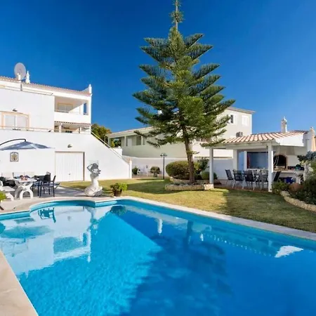 Apartment Vila Glamour With Private Pool, Garden And Ac Pêra