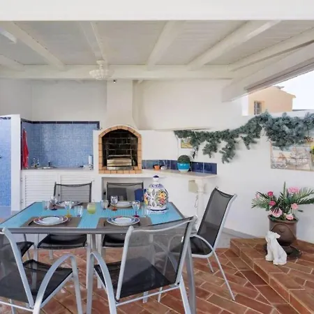 Vila Glamour With Private Pool, Garden And Ac 페라구도